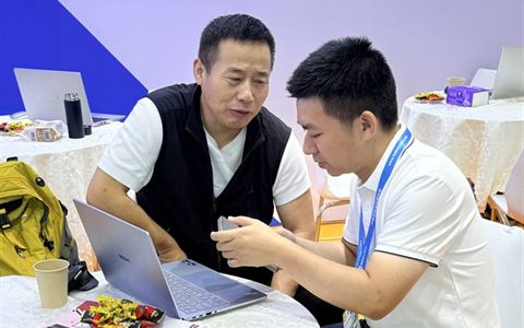 2026.05 上海 · 带着门店数据来聊的连锁老板