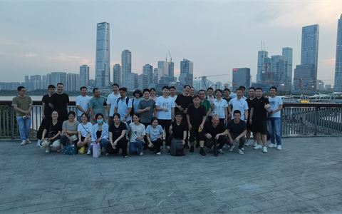 2023.09 深圳 · 深圳湾天台全员合影