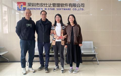 客户来访 · 前台与品牌墙